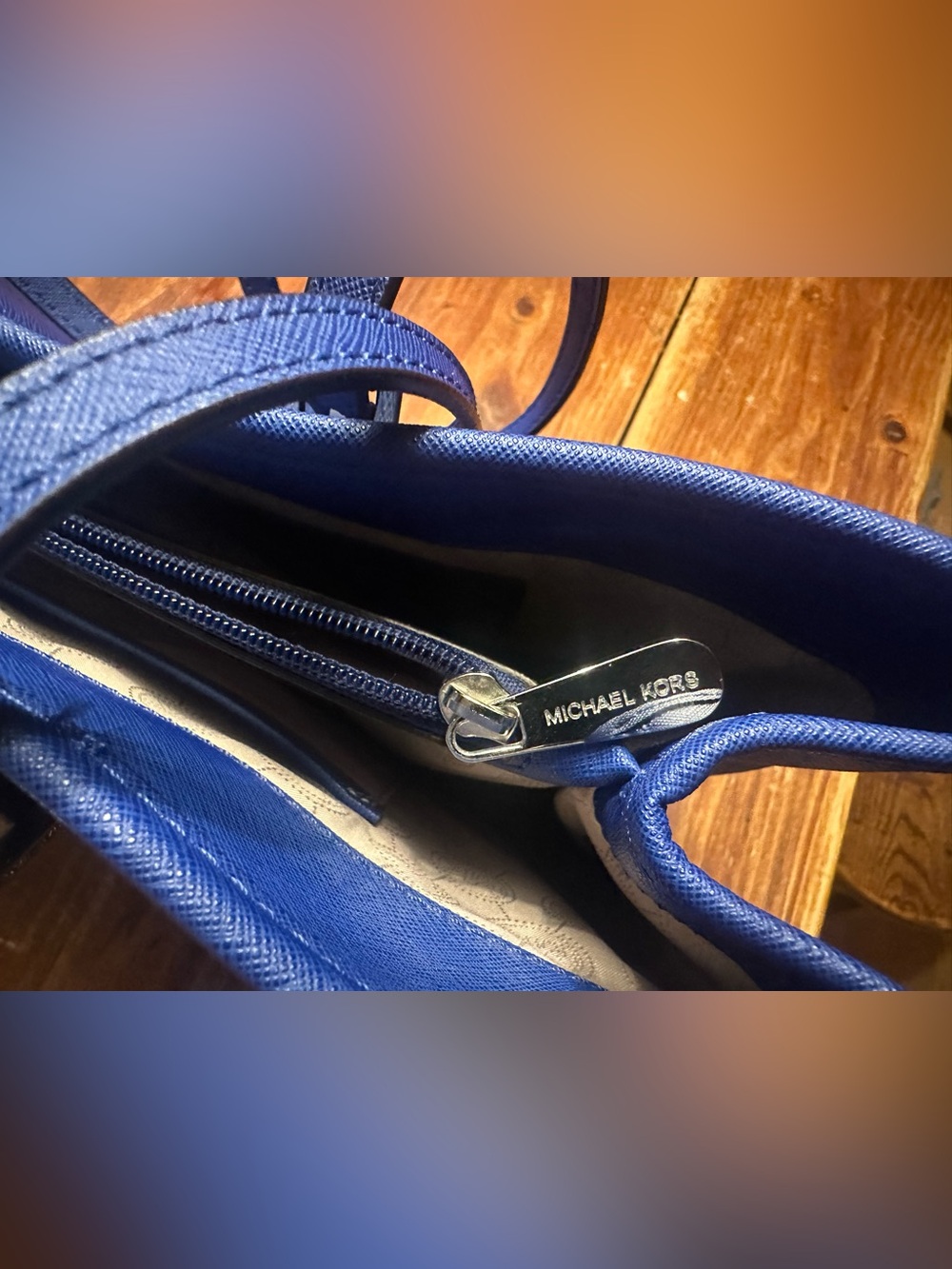 Michael Kors Jet Set Travel Large Tote Bag in Royal Blue - Picture 10 of 14